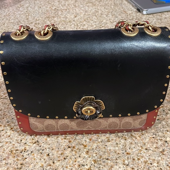 Beautiful Coach bag - Picture 2 of 7